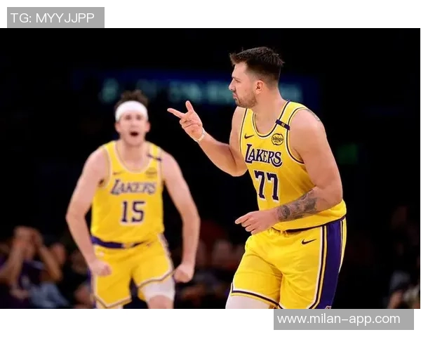 腻歪的思念里夫斯向东契奇发声期待你的归来让我倍感温暖 腻歪的思念里夫斯向东契奇发声期待你的归来让我倍感温暖