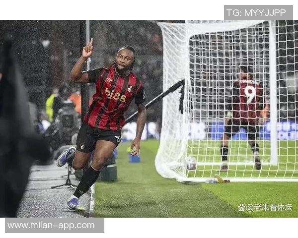 曼联锁定塞梅尼奥解约金高达6500万面临多队竞争挑战