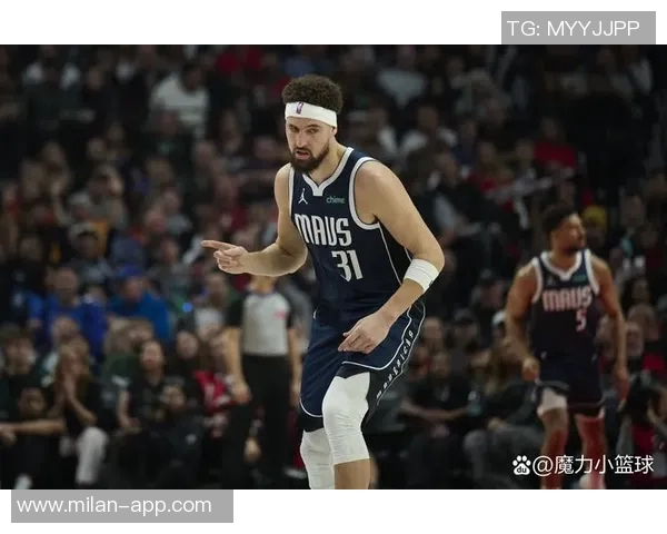 克莱三分球表现不佳仅得11分3篮板1助攻正负值惨遭21