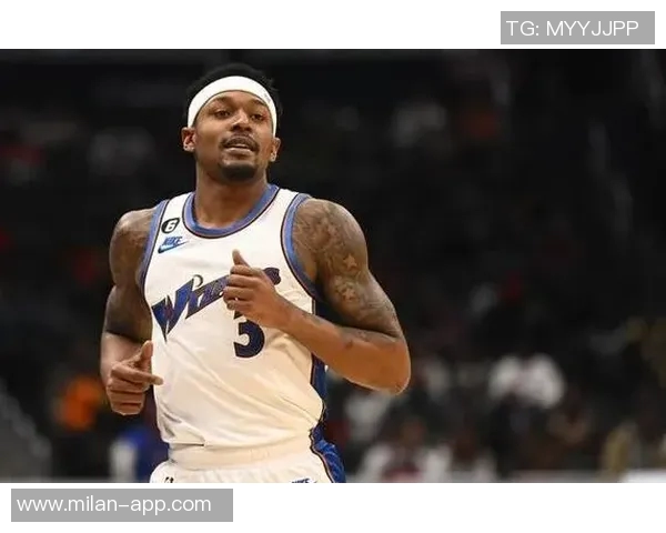 比尔的转变：从被低估的明星到如今的高估球员之路