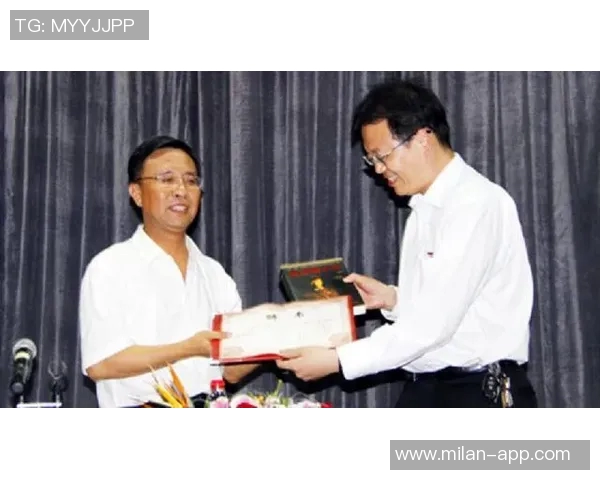 戴伟浚发文祝福于汉超退役感慨万千无法言说再见之情